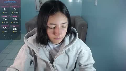 Snapshot of kimberly_thomson_t chatting on 01-18-25, 10:28 kimberly online show from 01-18-25, 10:28
