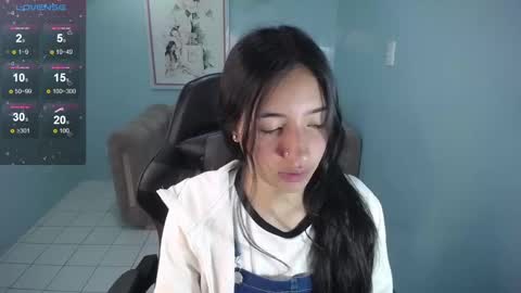 Snapshot of kimberly_thomson_t chatting on 01-21-25, 11:03 kimberly online show from 01-21-25, 11:03