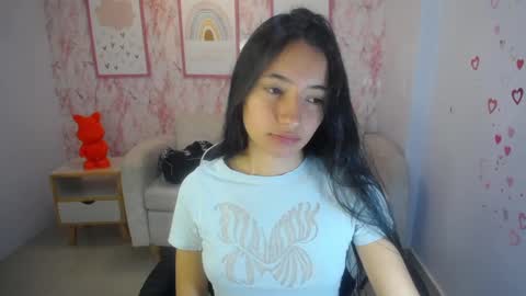 Snapshot of kimberly_thomson_t chatting on 09-12-25, 10:48 kimberly online show from 09-12-25, 10:48