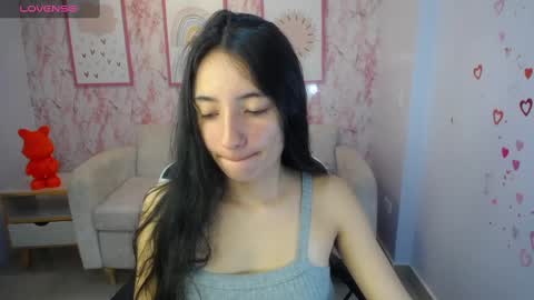 Snapshot of kimberly_thomson_t chatting on 09-15-25, 10:48 kimberly online show from 09-15-25, 10:48