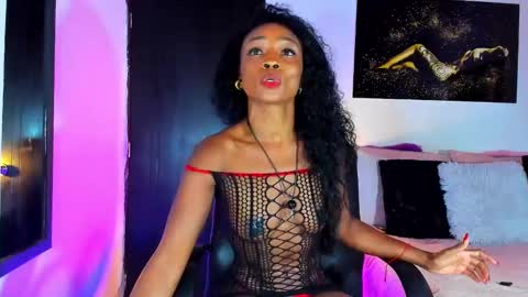 Snapshot of kimberlybanks2 chatting on 02-07-25, 07:49 Kimberly Banks online show from 02-07-25, 07:49