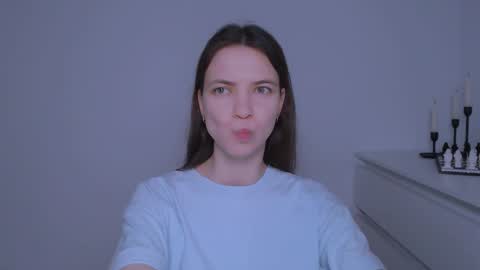 Snapshot of kimberlyhart_ chatting on 02-05-25, 08:32 Kimberly online show from 02-05-25, 08:32