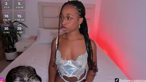 Queen Kim online show from 11-29-25, 10:24