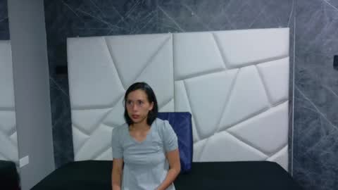 Snapshot of kimberlypink_ chatting on 01-14-26, 06:13 Kimberly online show from 01-14-26, 06:13