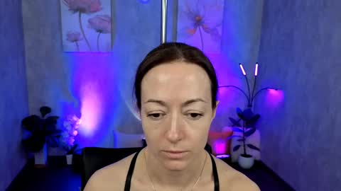 Kimberly online show from 02-22-25, 12:19