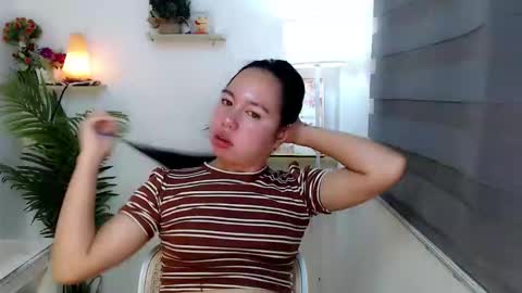 Snapshot of kimbratx chatting on 10-12-25, 10:42 kimbratx online show from 10-12-25, 10:42