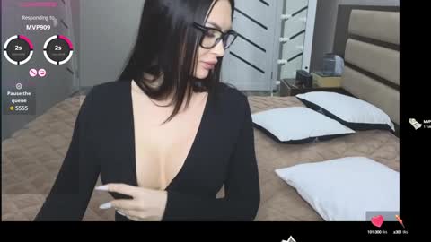 Snapshot of kimdavisbaby chatting on 01-20-25, 03:18 KIm online show from 01-20-25, 03:18