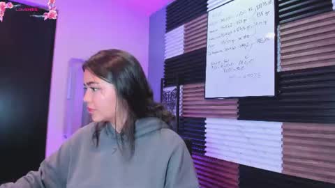  KIM  online show from 07-03-26, 03:13