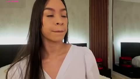 kimhilton online show from 07-29-26, 03:37