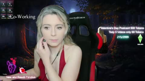 Snapshot of kimilee22 chatting on 02-16-25, 04:53 Wolfs Girl online show from 02-16-25, 04:53