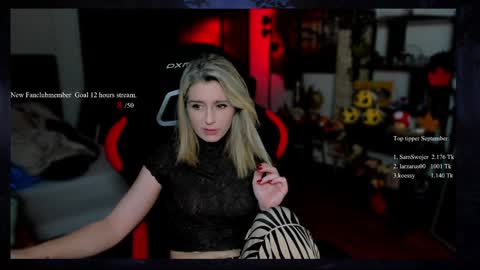 Snapshot of kimilee22 chatting on 09-15-25, 03:12 Wolfs Girl online show from 09-15-25, 03:12