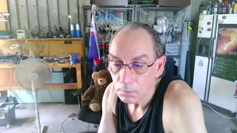 kimintheshed online show from 12-14-25, 06:08