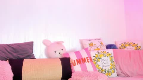 Natalie online show from 05-20-26, 07:31