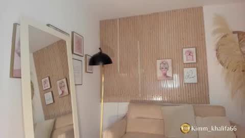 Kim  online show from 03-05-25, 11:05