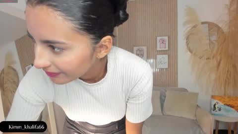 Kim  online show from 03-12-25, 01:25