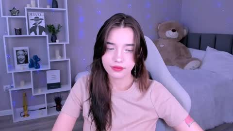 Snapshot of kimm_wong chatting on 05-06-26, 03:24 kimm wong online show from 05-06-26, 03:24