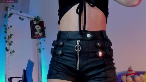 Snapshot of kimmcarter chatting on 11-30-25, 02:04 Kimm online show from 11-30-25, 02:04