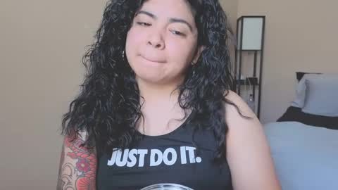 Kimmi online show from 03-06-25, 08:37