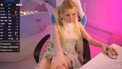  Your Kimmie  follow me  online show from 02-20-25, 06:35