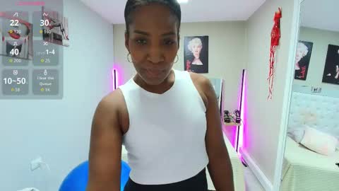 Kim online show from 11-07-25, 11:54