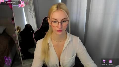 kimmy1_powell online show from 06-30-26, 04:02