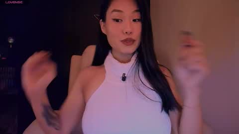 Lo online show from 12-18-25, 06:14