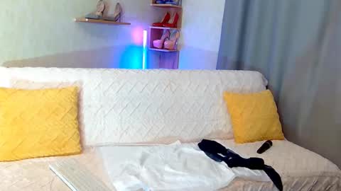 Kim online show from 02-22-25, 07:58