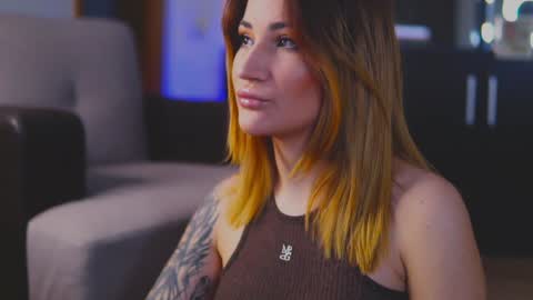 Snapshot of kimskye chatting on 01-17-25, 11:07 KimSkye online show from 01-17-25, 11:07