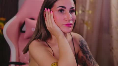 Snapshot of kimskye chatting on 03-10-25, 04:38 KimSkye online show from 03-10-25, 04:38