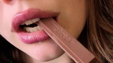 kina_ka online show from 11-28-25, 04:37