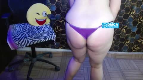 Snapshot of kinderrjoy chatting on 10-15-25, 06:13 kinderrjoy online show from 10-15-25, 06:13