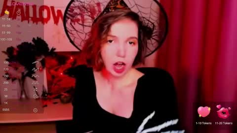 Hazel online show from 10-30-25, 08:27