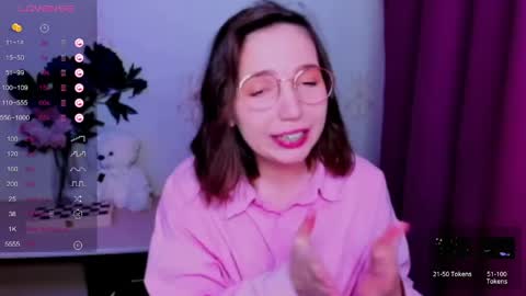 Hazel online show from 04-25-26, 06:38