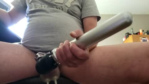 Kingaxel online show from 06-23-26, 10:02