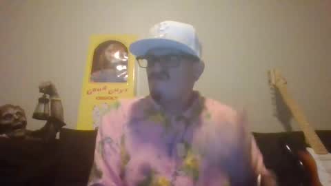 Snapshot of king761987 chatting on 10-21-25, 12:22 king761987 online show from 10-21-25, 12:22