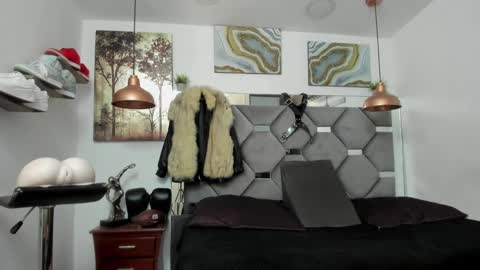 HOT MEN BLACK online show from 01-27-25, 05:14