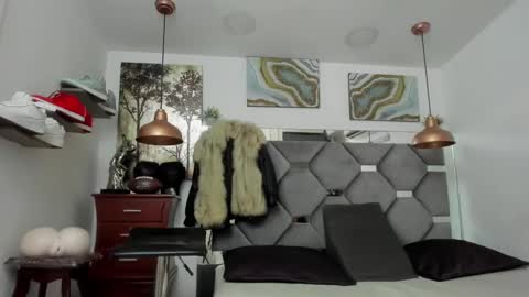 HOT MEN BLACK online show from 02-12-25, 08:18