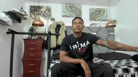 HOT MEN BLACK online show from 07-02-26, 11:11
