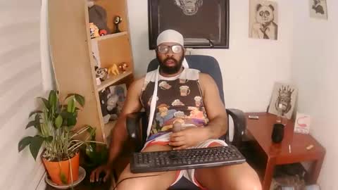 Snapshot of king_mallik chatting on 11-13-25, 02:49 Malik online show from 11-13-25, 02:49