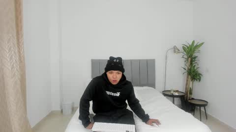 Snapshot of king_master77 chatting on 03-06-25, 11:14 king_master77 online show from 03-06-25, 11:14