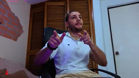 Snapshot of king_meruem chatting on 12-21-25, 01:18 king_meruem online show from 12-21-25, 01:18