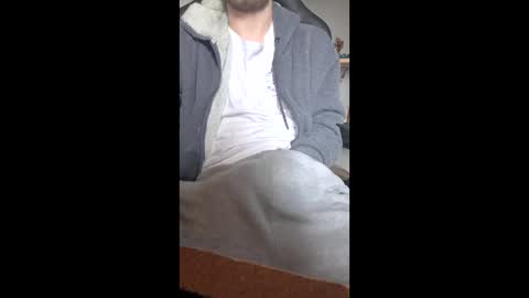 kingcharlez_04 online show from 05-18-26, 12:11