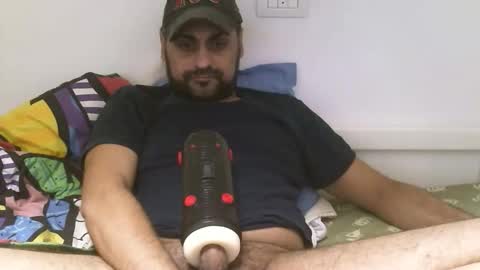 Snapshot of kingcorvo82 chatting on 10-19-25, 02:18 ivano corona online show from 10-19-25, 02:18