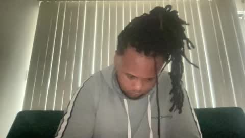 Snapshot of kingdabiggest chatting on 02-10-26, 07:07 KingDaBiggest online show from 02-10-26, 07:07