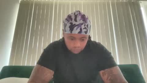 Snapshot of kingdabiggest chatting on 02-18-26, 06:48 KingDaBiggest online show from 02-18-26, 06:48