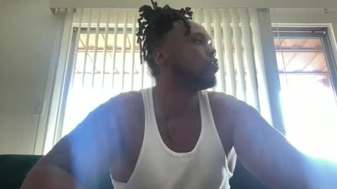 Snapshot of kingdabiggest chatting on 03-09-26, 11:42 KingDaBiggest online show from 03-09-26, 11:42