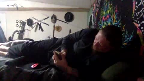 Snapshot of kingdawgg77 chatting on 02-12-25, 05:58 Jerry online show from 02-12-25, 05:58