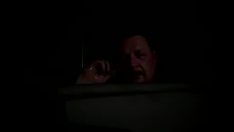 Snapshot of kingdawgg77 chatting on 10-05-25, 02:43 Jerry online show from 10-05-25, 02:43