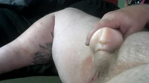 Snapshot of kingdawgg77 chatting on 06-29-26, 12:39 Jerry online show from 06-29-26, 12:39