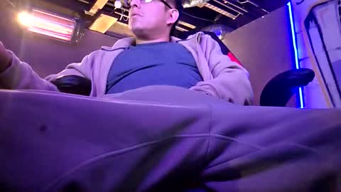 Snapshot of kingdillingertv chatting on 03-04-26, 08:53 kingdillingertv online show from 03-04-26, 08:53